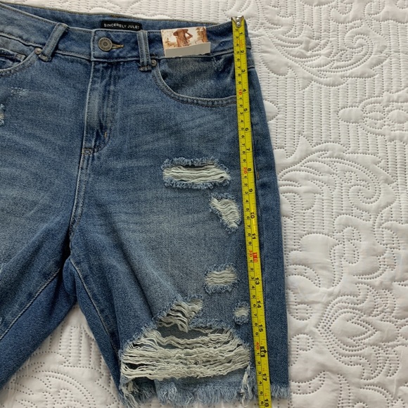 NWT Sincerely Jules High Rise Wedge Denim Shorts - Picture 13 of 13